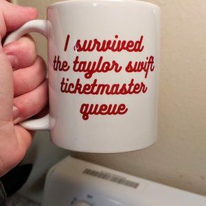 I survived the Taylor Swift ticketmaster queue Mug